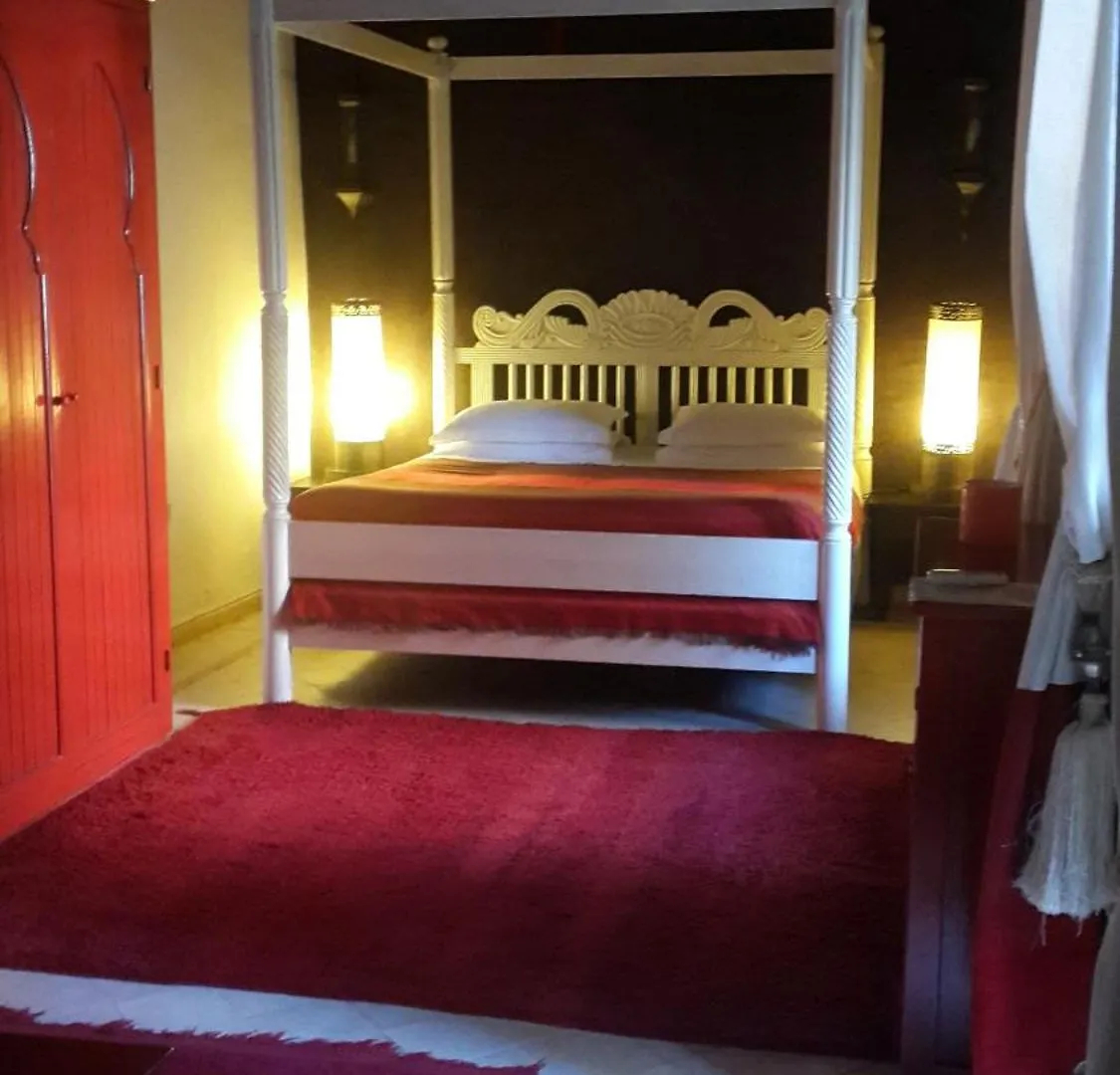 Riad Les Jardins D'Henia Marrakesh 3*,